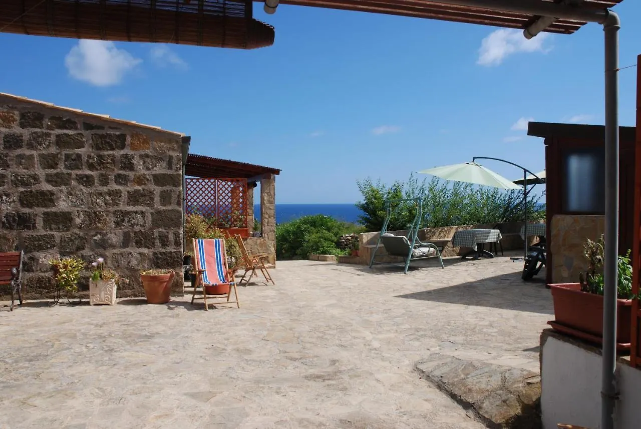 Case Vacanze La Cernia Bruna Holiday home Isola di Ustica Italy