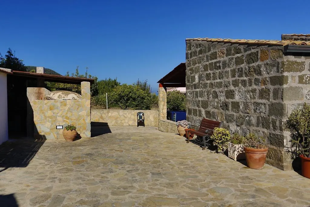 Case Vacanze La Cernia Bruna Holiday home Isola di Ustica 0*,  Italy